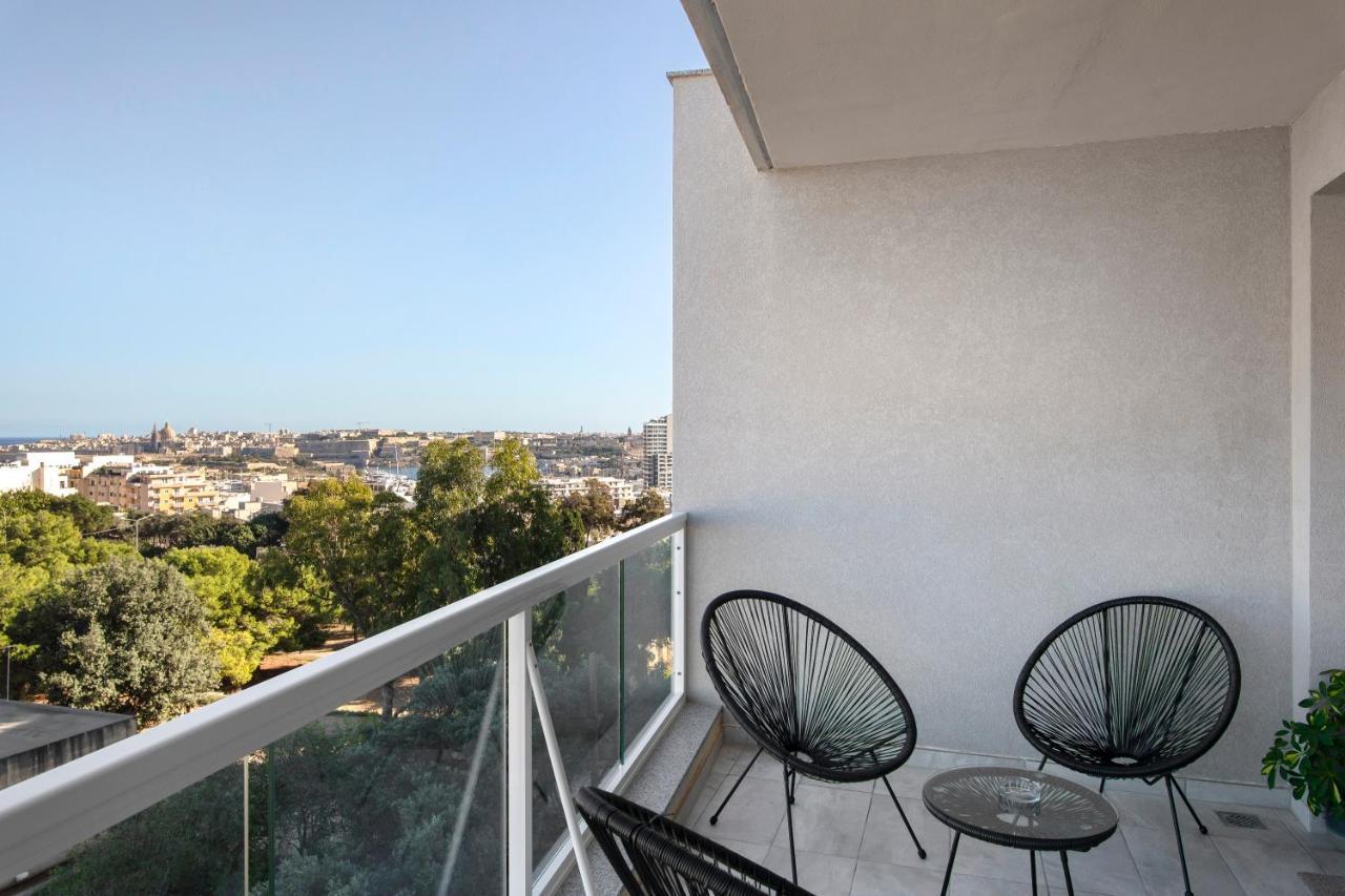 Spacious, Modern & Cosy 2 Bedroom 2 Bathroom Apartment - St. Julians Saint Julian's Luaran gambar
