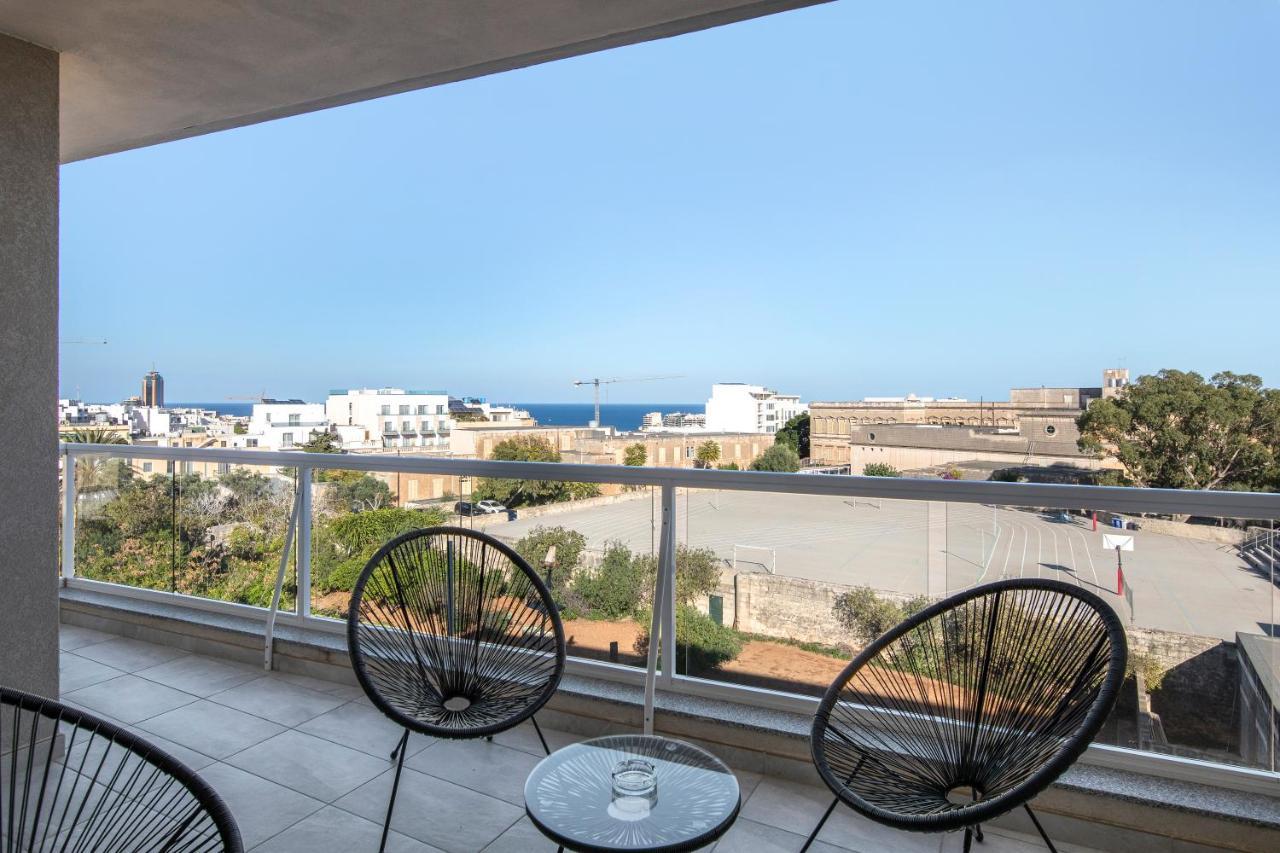 Spacious, Modern & Cosy 2 Bedroom 2 Bathroom Apartment - St. Julians Saint Julian's Luaran gambar